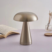 Alumis Tischlampe